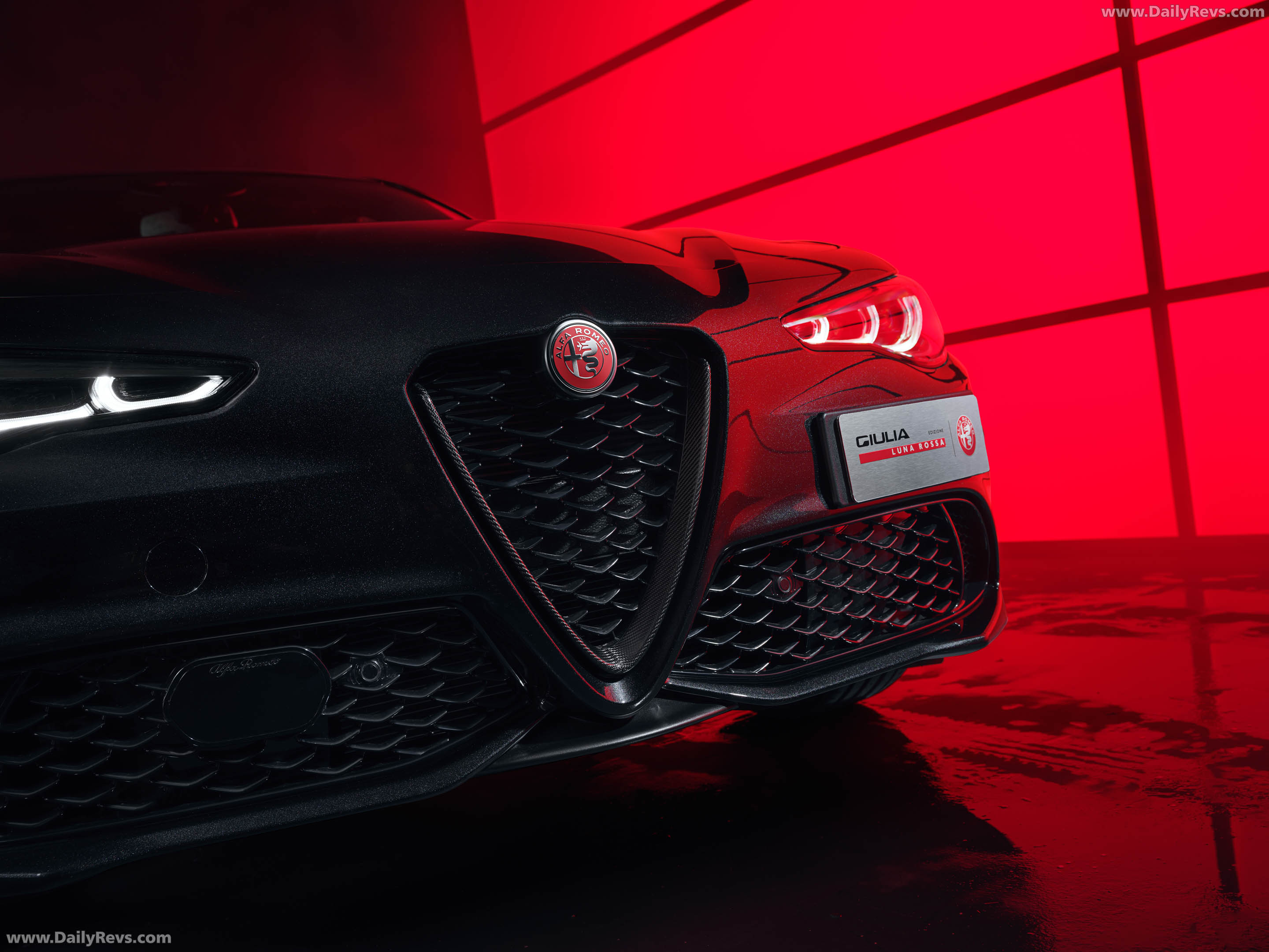 2027 Alfa Romeo Giulia Luna Rossa Exterior